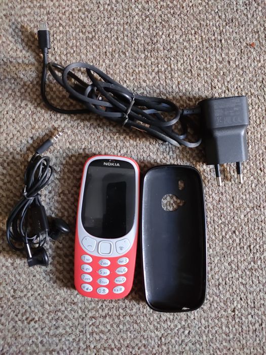 Кнопковий телефон Nokia TA-1030