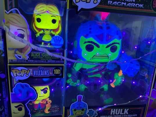 Funko POP black light luz negra