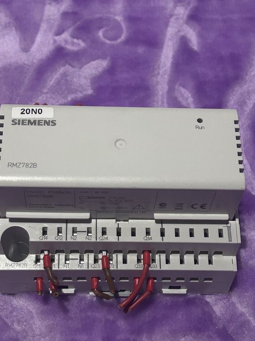 Moduł rozrzerzający Siemens RMZ782B Synco 700 z demontażu