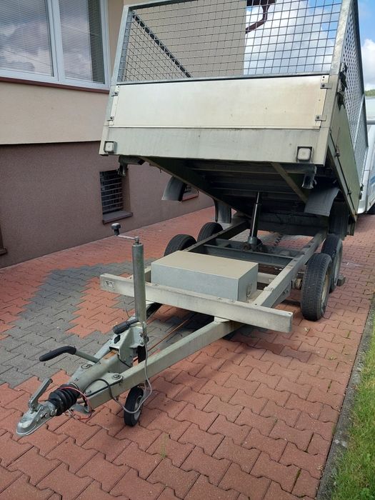 Przyczepa wywrotka ,z wywrotem