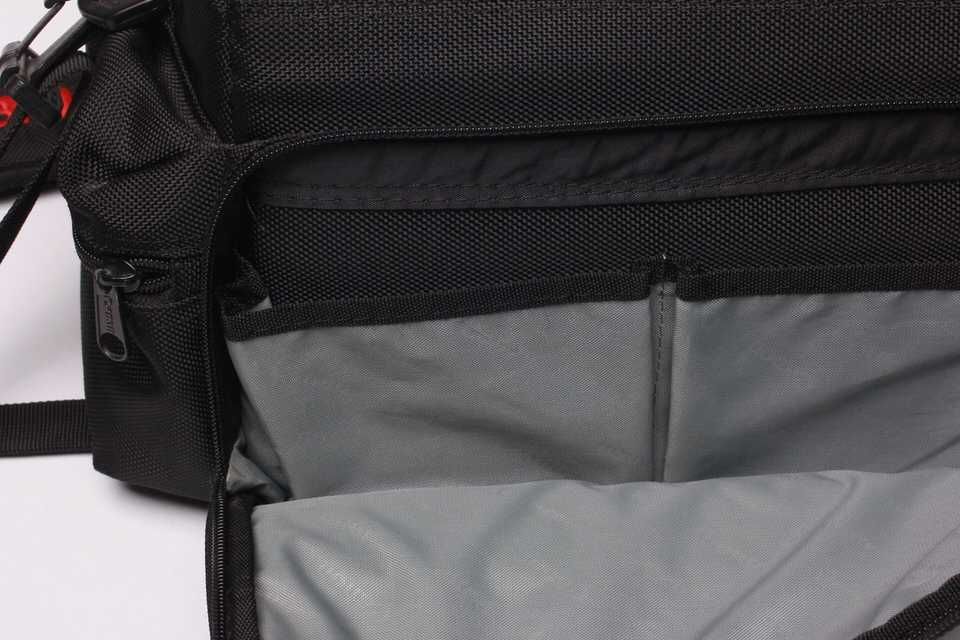 Mala Camera fotografica Canon