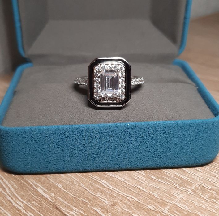 Nowy srebrny pierścionek s925