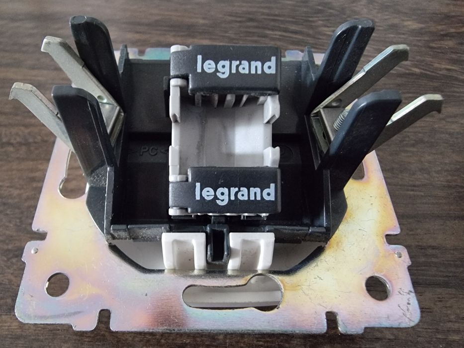 RJ45 Network Sockets490340088997498883