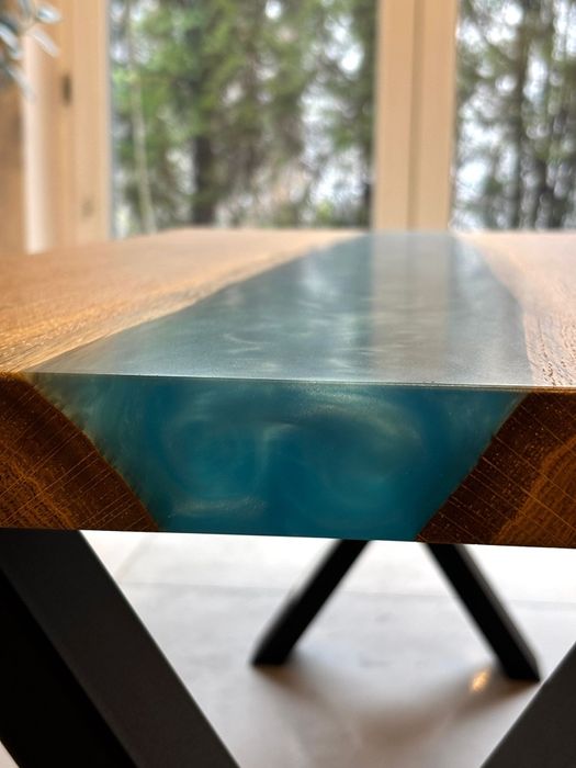 Stolik kawowy z litego drewna