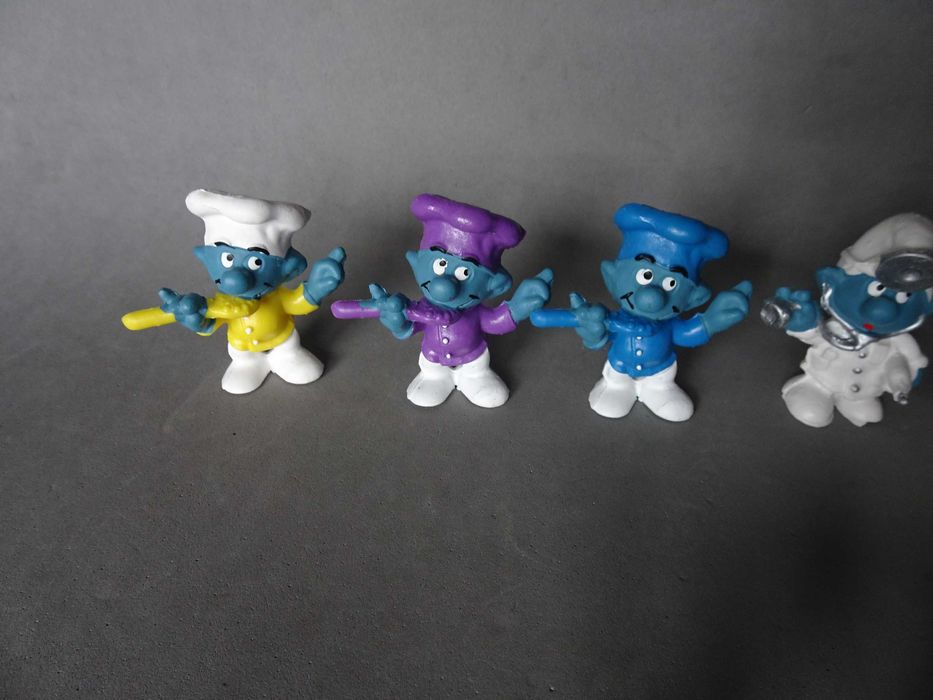 Variadas figuras em PVC coleção Estrunfes Estrumpfes