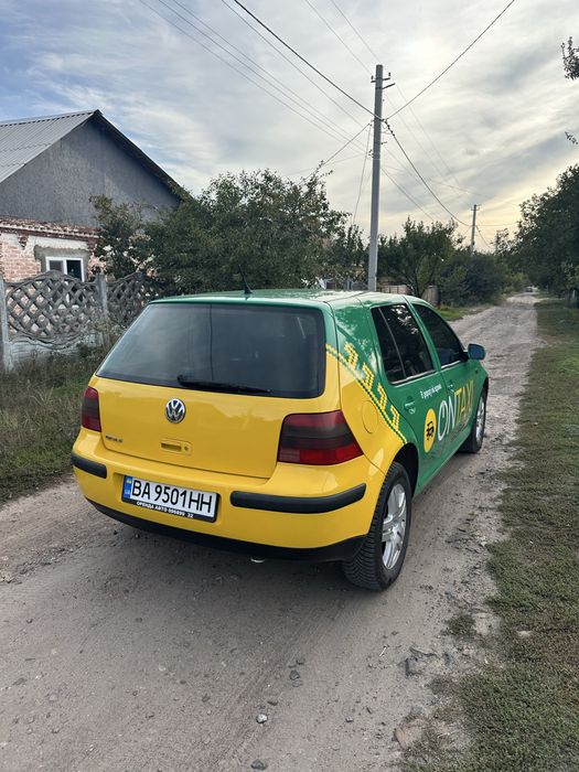 Продам Volkswagen Golf 4 Для работы такси OnTaxi