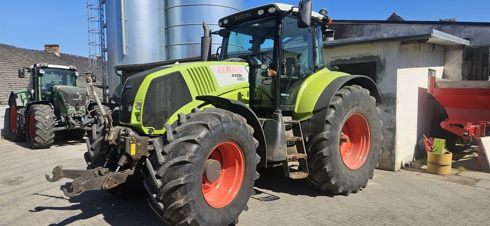 Ciagnik claas Axion 820