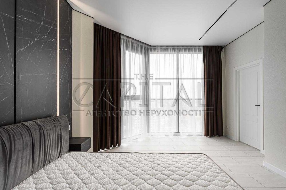 Новий ремонт! 112 квадратних метрів у житловому комплексі "Delmar"