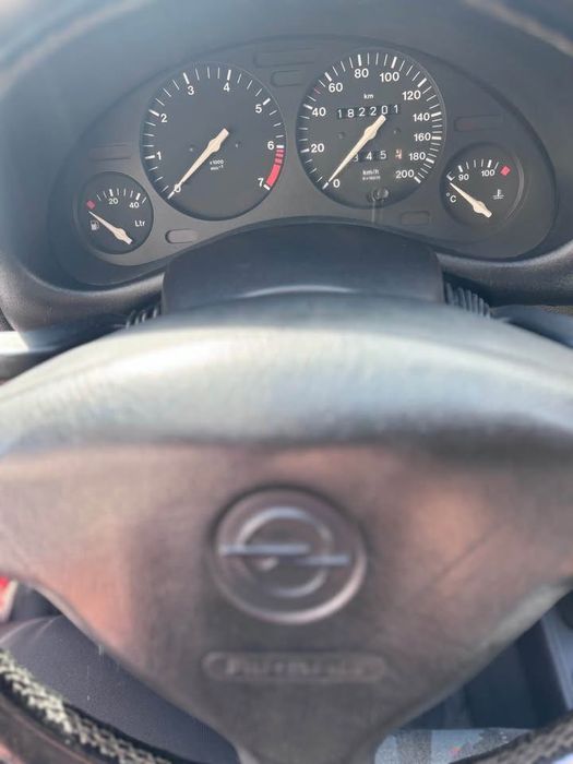 Opel Corsa 1.0 Gasolina – Económico e Fiável | NEGOCIÁVEL