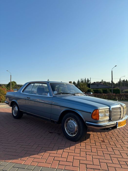 Mercedes-Benz W123