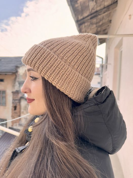 Продам шапки ручної роботи з вовни