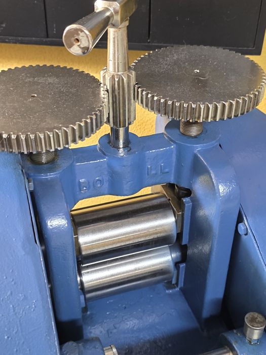 Laminador eléctrico para ourivesaria