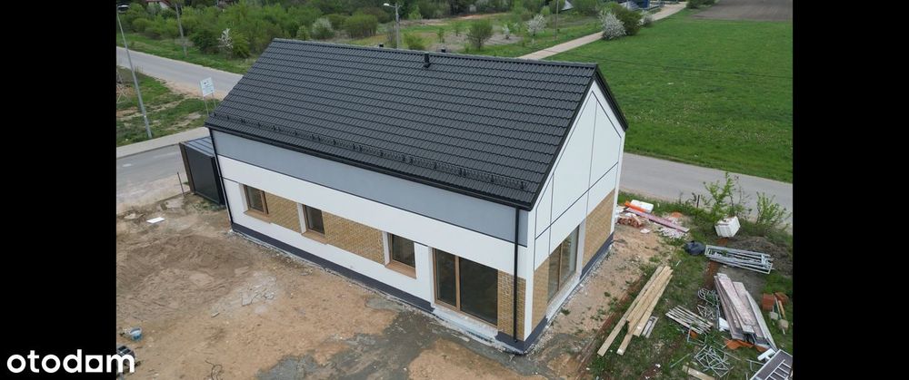 Dom parterowy plus poddasze do własnej adaptacji