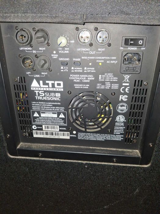 Par Subwoofers Ativos Alto TS Sub 18 (1200W) + Capas Thomann + Suportes