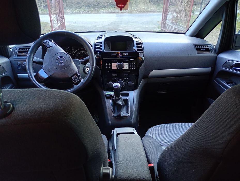 Opel zafira B super stan