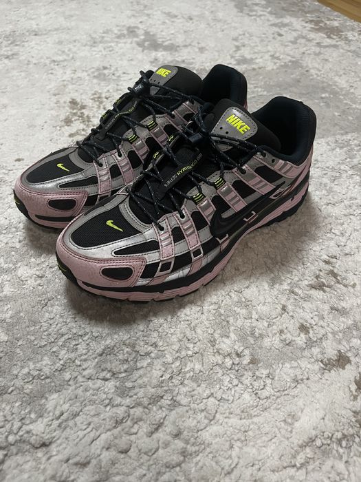 Nike p6000 pink.