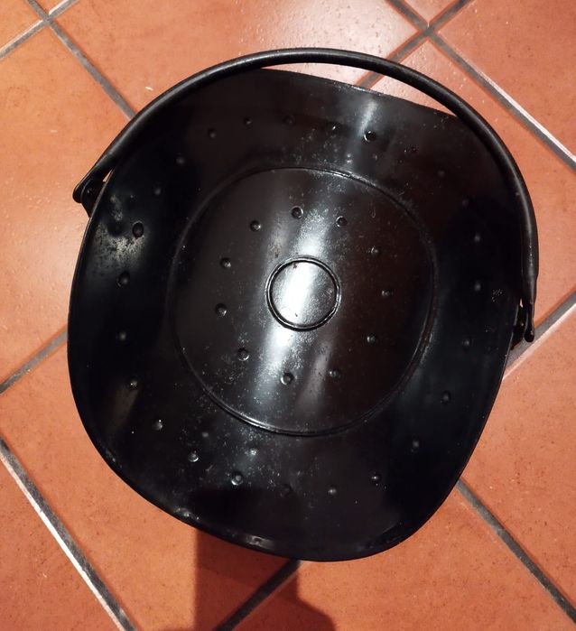 Cesto metálico para lenha