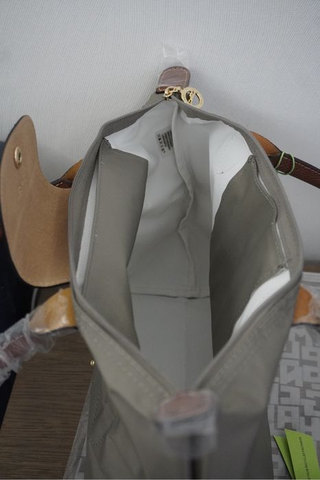 Longchamp M shopping bag в кольорах тренд 2025 року