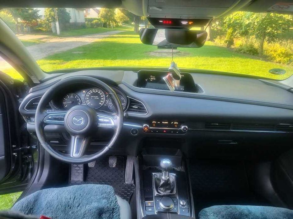 Samochód Mazda cx30 2023
