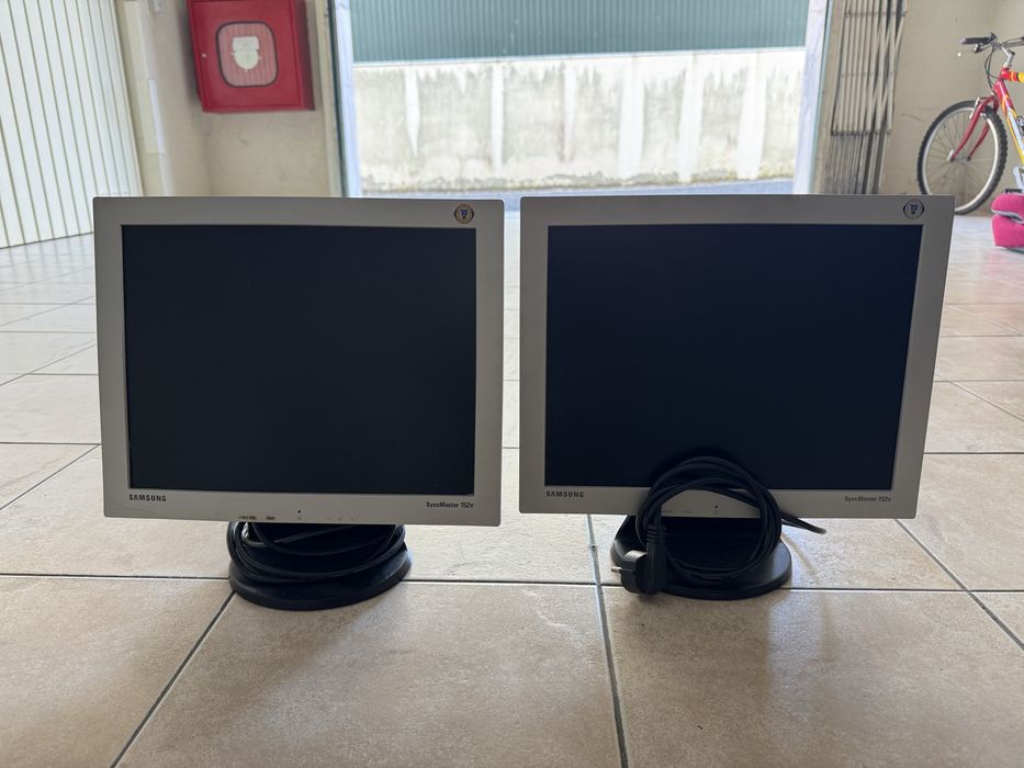 Monitores Samsung SyncMaster 15''