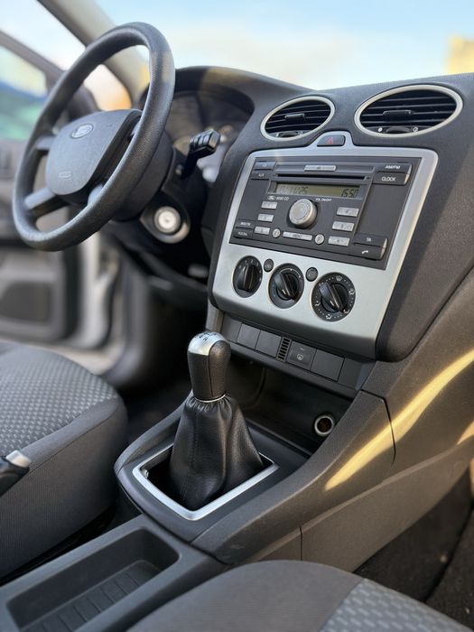 CAR4YOU FORD FOCUS 1.6 Benzyna 2006r Klimatyzacja 229135km