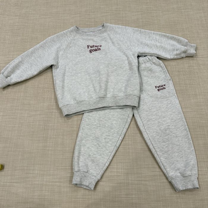 Костюм Zara 110 см, 5 лет