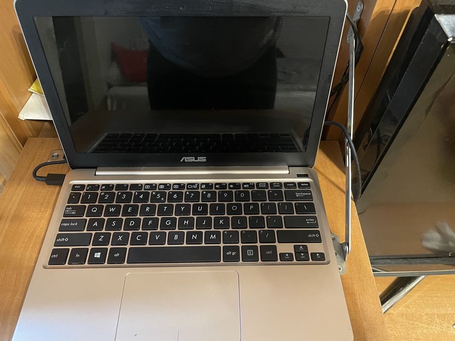 Sprzedan Laptopa Asus