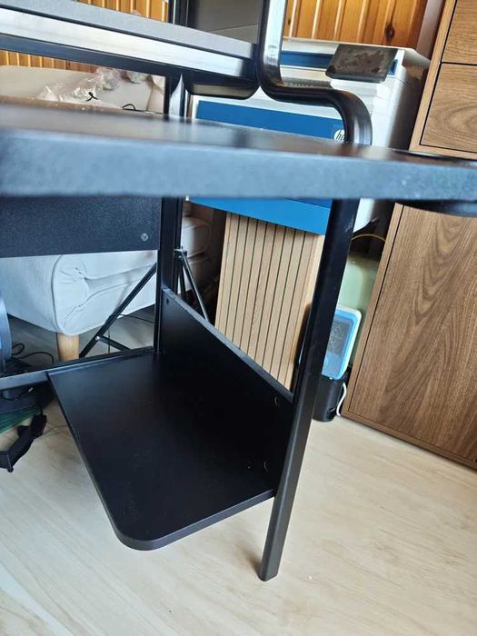 Biurko Ikea Fredde