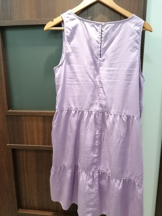 Sprzedam nową sukienkę