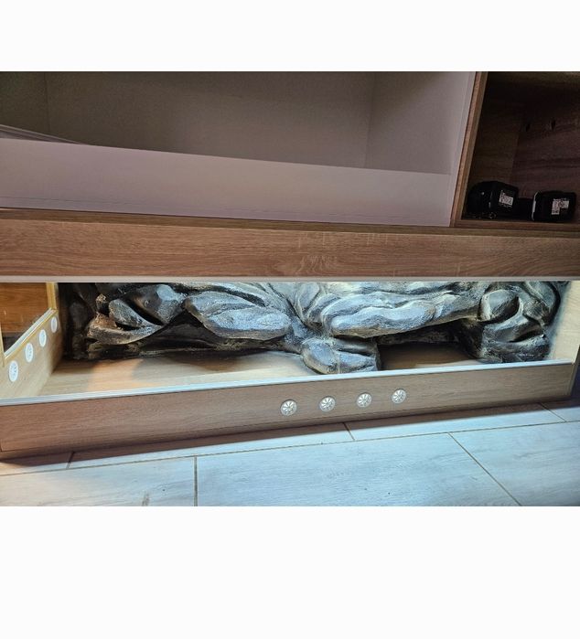 Terrarium z plyty meblowej puste lub z wystrojem