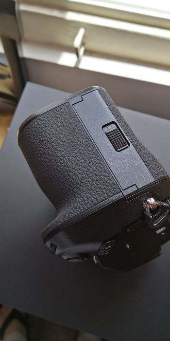 Panasonic Lumix DC-S1R 47mp