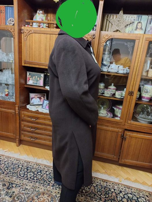 Весняне жіноче  кашемірове пальто