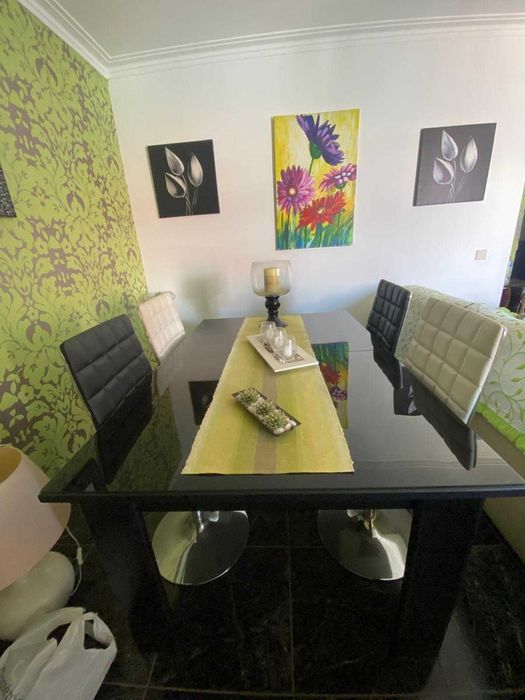 Conjunto de mesa de Jantar com cadeiras