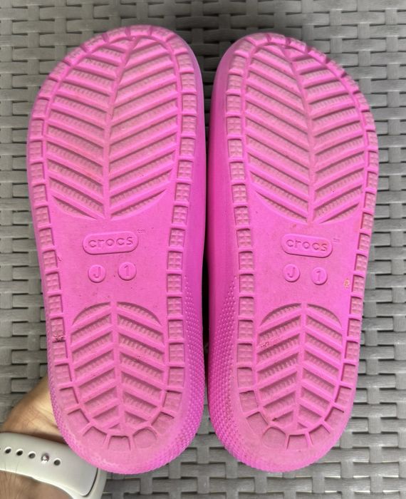 Crocs кроксы шлепанцы тапочки J1 31-32 размер подростковые розовые