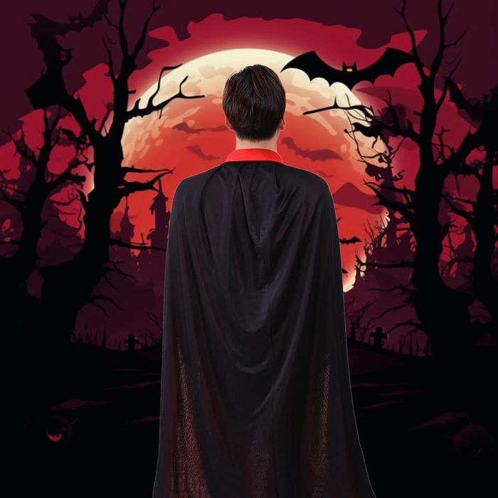 Czarno Czerwona Peleryna 90Cm Długości 110-130Cm Wzrostu