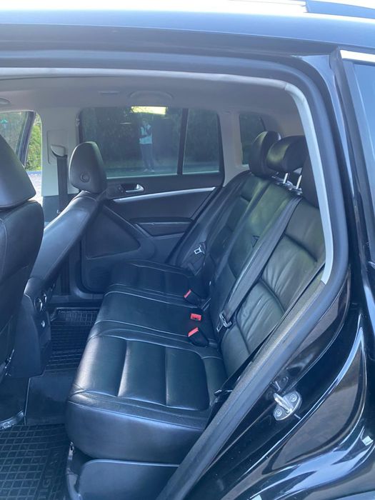 Volkswagen Tiguan .ПОВНИЙ ПРИВІД