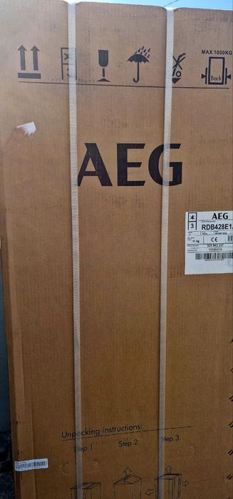 Frigorífico AEG RDB428E Novo