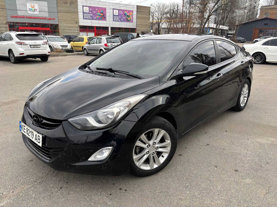 Hyundai Elantra 2013