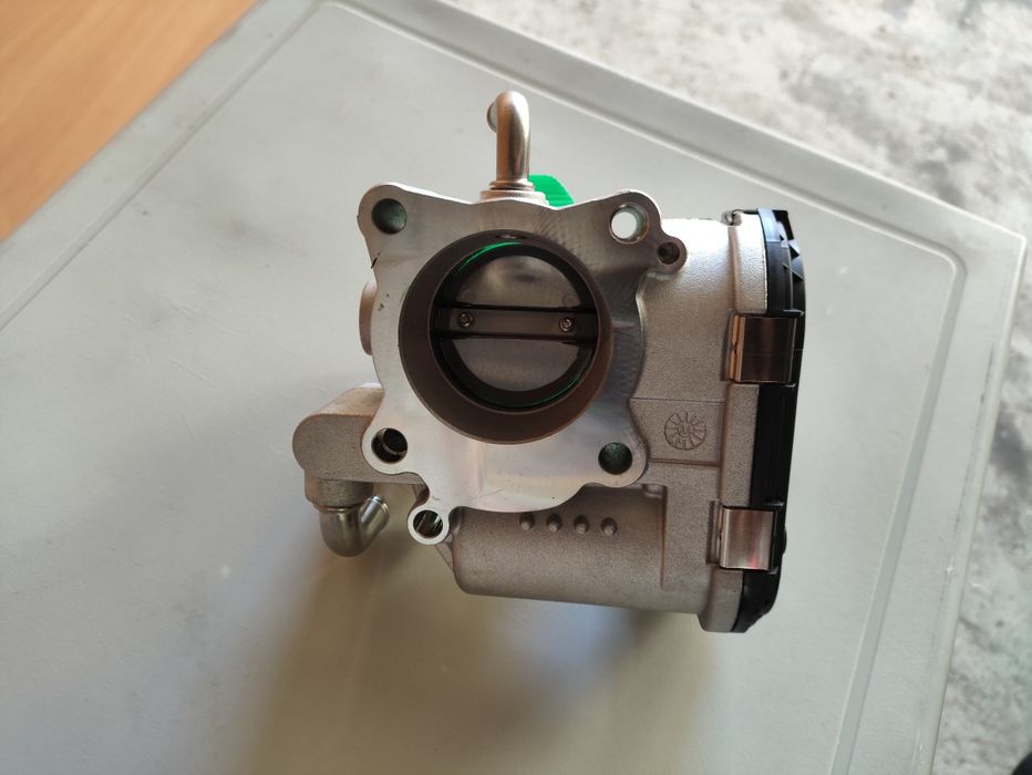 Vendo borboleta de admissão Kia e Hyundai  1.0