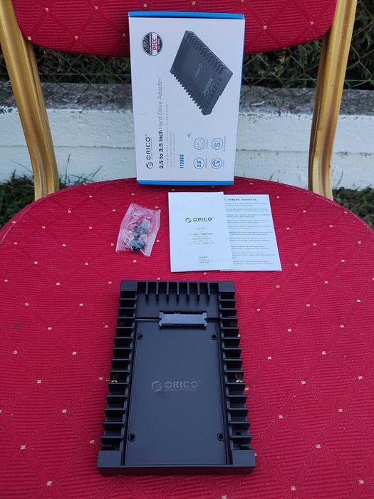 Orico Adapter SATA uchwyt montażowy na dysk 2,5cala do 3,5 cala przejściówka SSD HDD