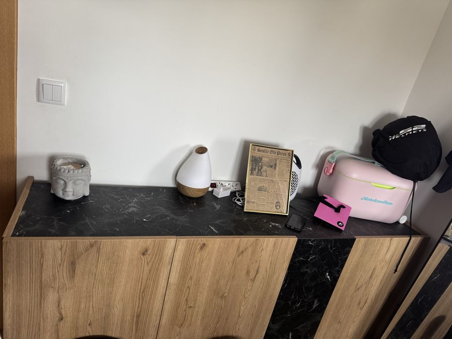 Aparador 4 portas - carvalho e marmore