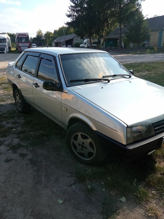 ВАЗ 21099 IDEAL.