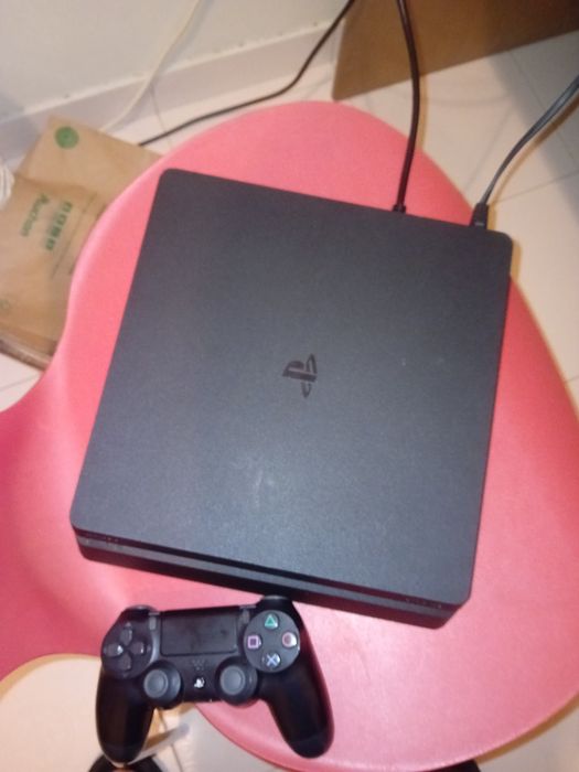 A playstation funciona bem