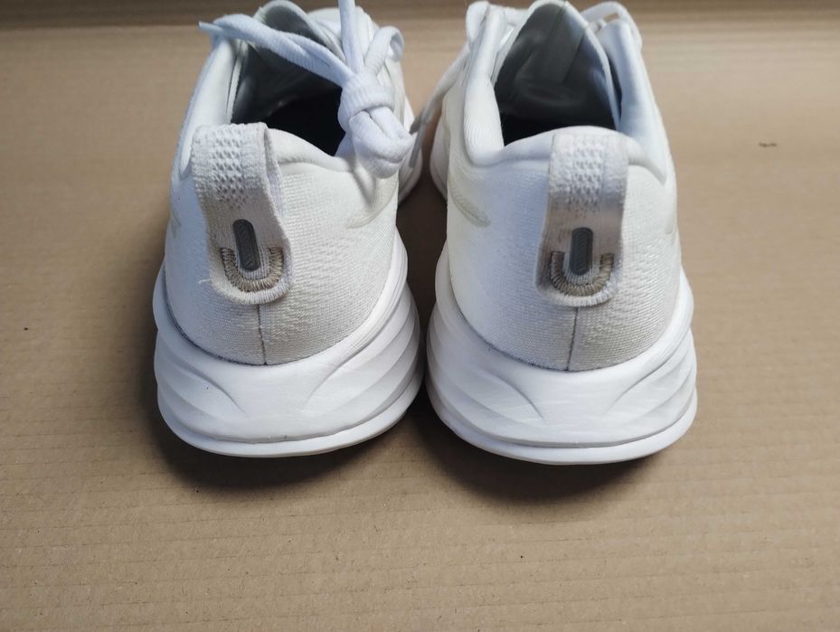 buty sportowe do biegania 40,5 asics cumulus 27