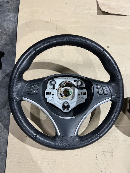 Volante BMW E81/E82/E87/E88/E90/E91/E92/E93