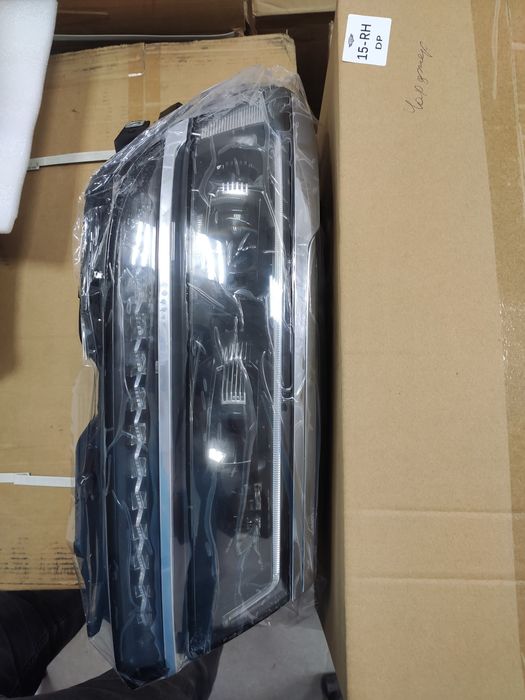 Оптика фари для Volkswagen Tiguan 5NA 5NB II Тігуан 2017-2021