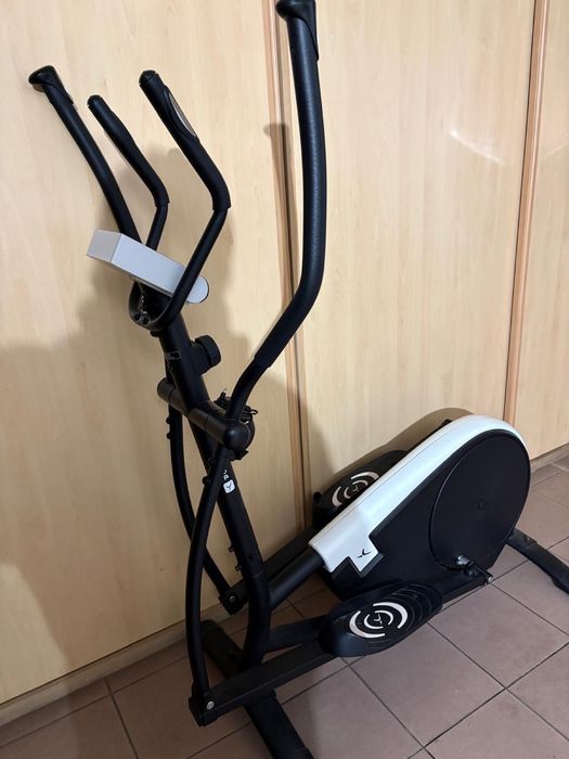 Bicicleta Elíptica Domyos VE 680 (Decathlon) – Silenciosa e em Excelente Estado