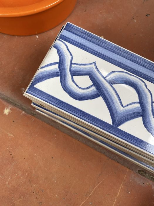 Sobras antigas de azulejos