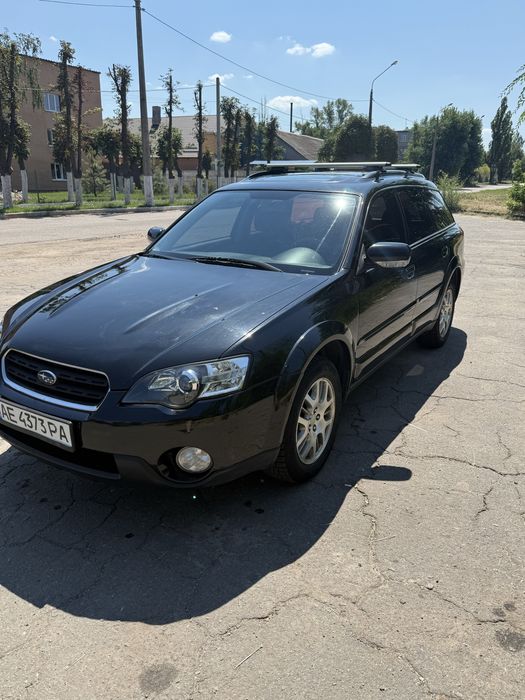Subary outback  2006