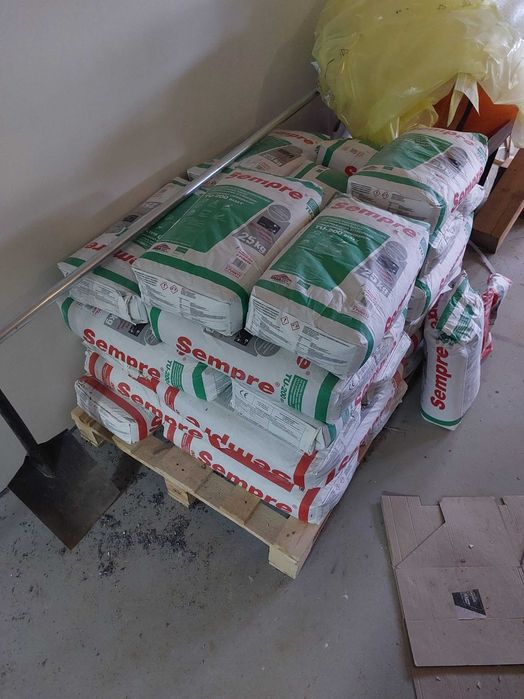 Klej do styropianu Sempre biały i szary